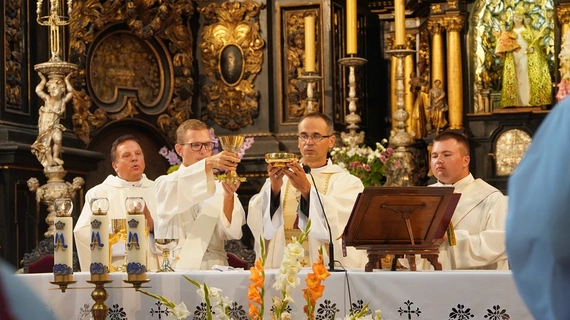 8. Pielgrzymka Wspólnot Żywego Różańca i Czcicieli Matki Bożej do Henrykowa