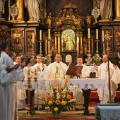 O nadziei i Różańcu - drodze Jezusa, po której idziemy prowadzeni przez Maryję