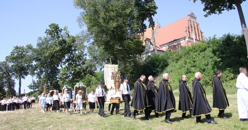 Sierpc. W promieniach Wniebowzięcia