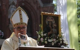 Abp Filipazzi do kobiet: Razem z Maryją pielgrzymujcie „ku nadziei”