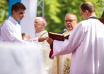 Bp Szkudło: kobieta to serce rodziny i sumienie wspólnoty