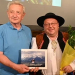 Między niebem a ziemią 