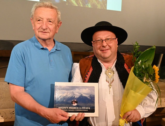 Między niebem a ziemią 