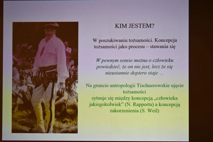 Między niebem a ziemią 