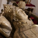 Z Matką Bożą po katedrze wrocławskiej