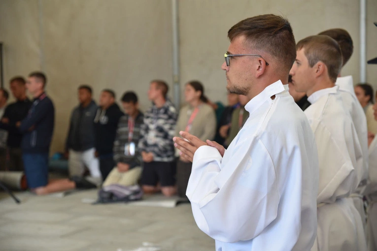 43. PPT - Msza św. w Zabawie