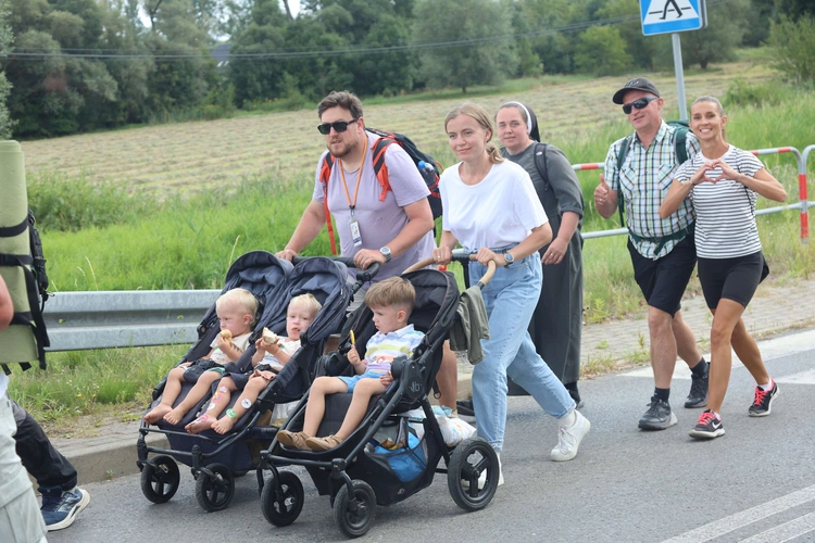 Grupa 16