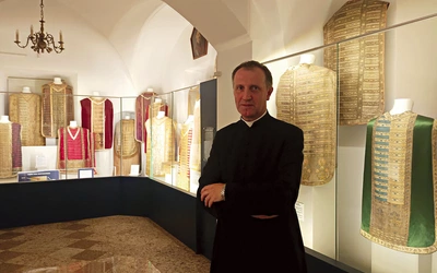 Pasy pamięci o szlacheckich rodach, wierze i patriotyzmie
