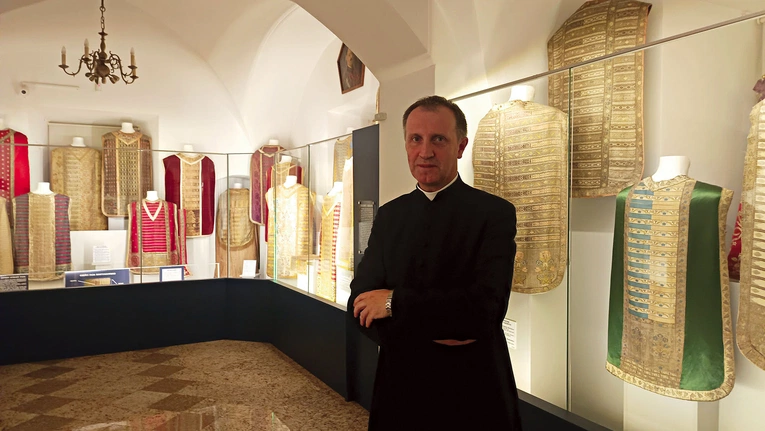 Pasy pamięci o szlacheckich rodach, wierze i patriotyzmie