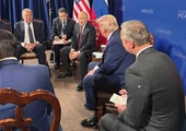 Rozmowa z kanibalem. Co Ukraińcy mówią o spotkaniu na Alasce?
