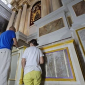 Cenna polichromia Alchimowicza w kościele w Starej Błotnicy