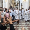 Ks. Szwarc: Modlitwa wzywa do winnicy Pana