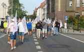 Katowice. Hutnicy wspierani przez górników i energetyków manifestują w stolicy Śląska