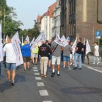 Katowice. Hutnicy wspierani przez górników i energetyków manifestują w stolicy Śląska