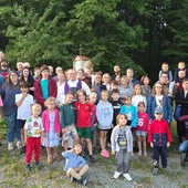 uczestnicy wakacyjnych rekolekcji