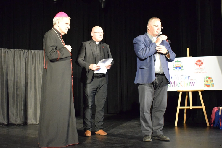 Z uśmiechem do szkoły