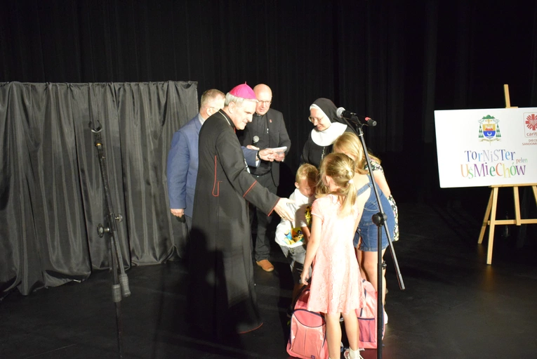 Z uśmiechem do szkoły