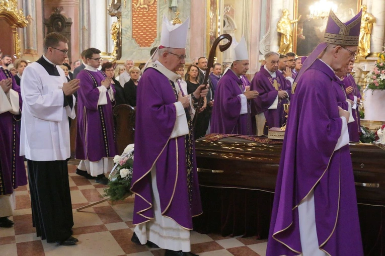 Pogrzeb ks. prof. Mariana Nowaka