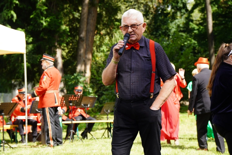 Pielgrzymka osób niepełnosprawnych, ich rodzin i przyjaciół do Henrykowa