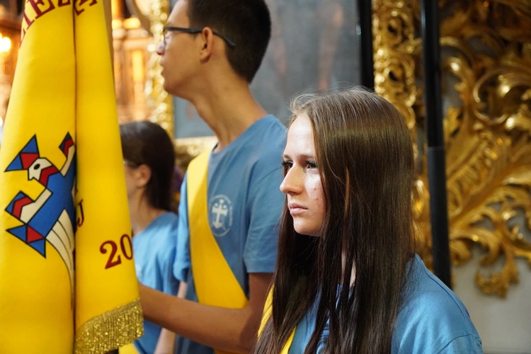 Pielgrzymka osób niepełnosprawnych, ich rodzin i przyjaciół do Henrykowa