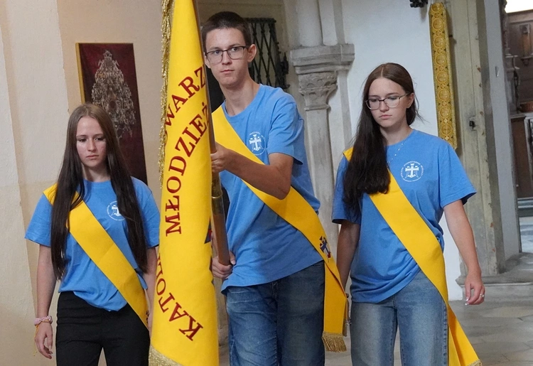 Pielgrzymka osób niepełnosprawnych, ich rodzin i przyjaciół do Henrykowa