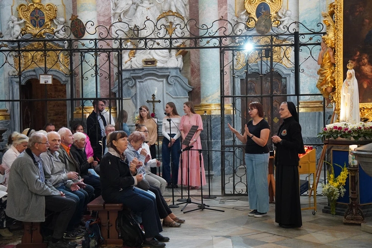 Pielgrzymka osób niepełnosprawnych, ich rodzin i przyjaciół do Henrykowa