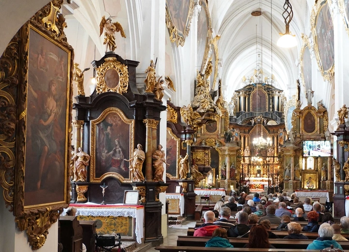 Pielgrzymka osób niepełnosprawnych, ich rodzin i przyjaciół do Henrykowa