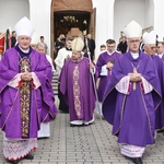 Pożegnanie abp. Józefa Kowalczyka w Jadownikach Mokrych
