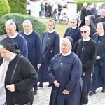 Pożegnanie abp. Józefa Kowalczyka w Jadownikach Mokrych
