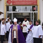Pożegnanie abp. Józefa Kowalczyka w Jadownikach Mokrych
