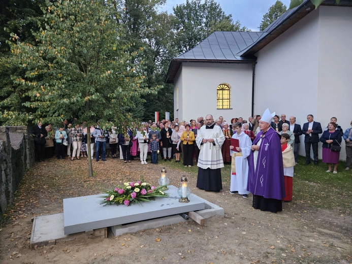 Poświęcenie wyremontowanej świątyni w Kamionce Wielkiej