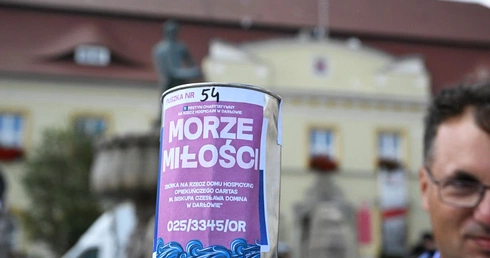 Wyjść poza placówkę
