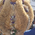 Dożynki diecezjalne w Wielowsi - korony żniwne i plony