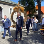 Dożynki diecezjalne w Wielowsi - korony żniwne i plony