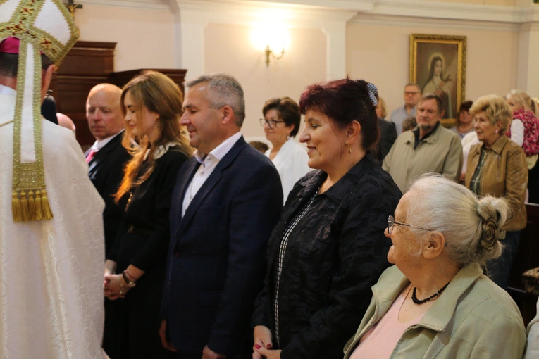 Joniec. Poświęcenie nowego ołtarza
