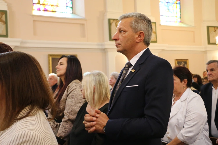 Joniec. Poświęcenie nowego ołtarza