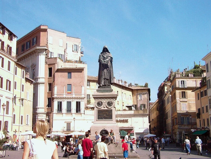 Pomnik Giordana Bruna na Campo di Fiori w Rzymie.