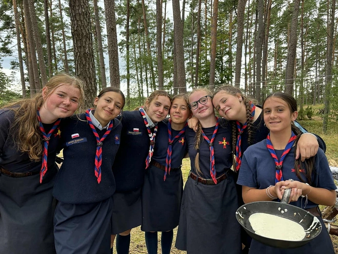 Skauci - obóz harcerek