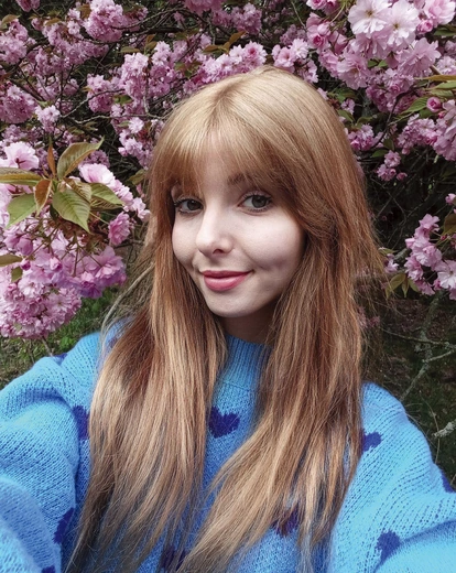 – Moje ciało wewnętrznie rozsypuje się kawałek po kawałku. Mimo to staram się żyć normalnie – mówi Weronika.