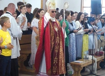 Arcybiskup senior Wiktor Skworc modlił się z oazowiczami w Koniakowie.