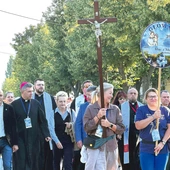 Z pielgrzymami pierwszego dnia spotkał się bp Wojciech Osial.