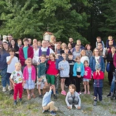 W wakacyjnej oazie uczestniczyło 55 osób. 15-dniowa formacja miała służyć pogłębieniu więzi z Panem Bogiem i relacji między małżonkami.