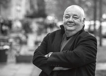 Muzyk o unikalnym głosie, charyzmie i sercu, nigdy nie grał „dla fajerwerków” i pustej sławy.
