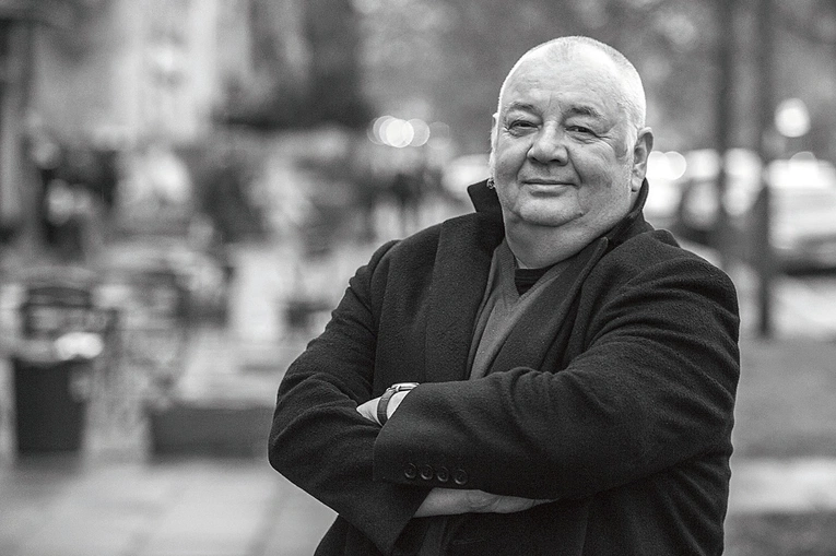 Muzyk o unikalnym głosie, charyzmie i sercu, nigdy nie grał „dla fajerwerków” i pustej sławy.