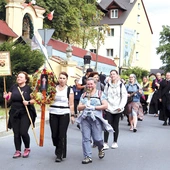 Pielgrzymi wyruszający z Rokitna mieli do przemierzenia 86,5 km.