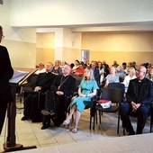  W drugiej części spotkania był czas na konferencje, wystąpienia zaproszonych gości, a także omówienie bieżących spraw związanych z nauczaniem. 