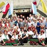 Jubileusz rozpoczęto od podziękowania Bogu. Nie mogło też zabraknąć wspólnego zdjęcia.