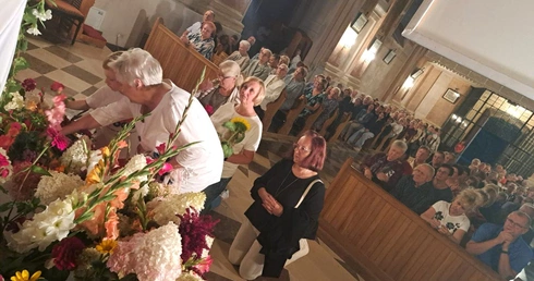 Oddali się w opiekę Matce Bożej