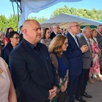 Modlitwa przy kaplicy w Opocznie 