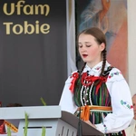 Modlitwa przy kaplicy w Opocznie 